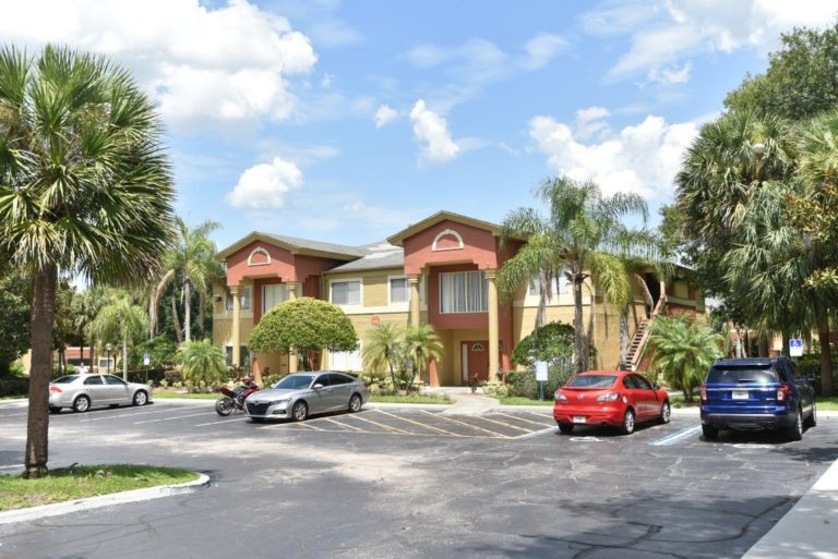 600 Kenwick Circle Apartment 203 Casselberry Florida Gitta Sells